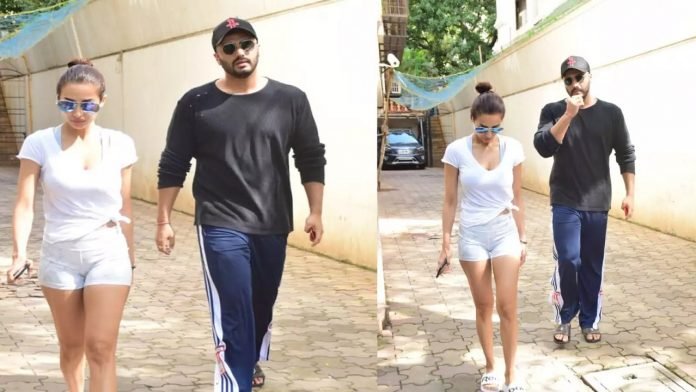 malaika-arora-arjun-kapoor-come-out-spot-from-clinic-1
