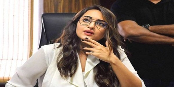 sonakshi-sinha-said-discussion-on-caa-is-more-important-2